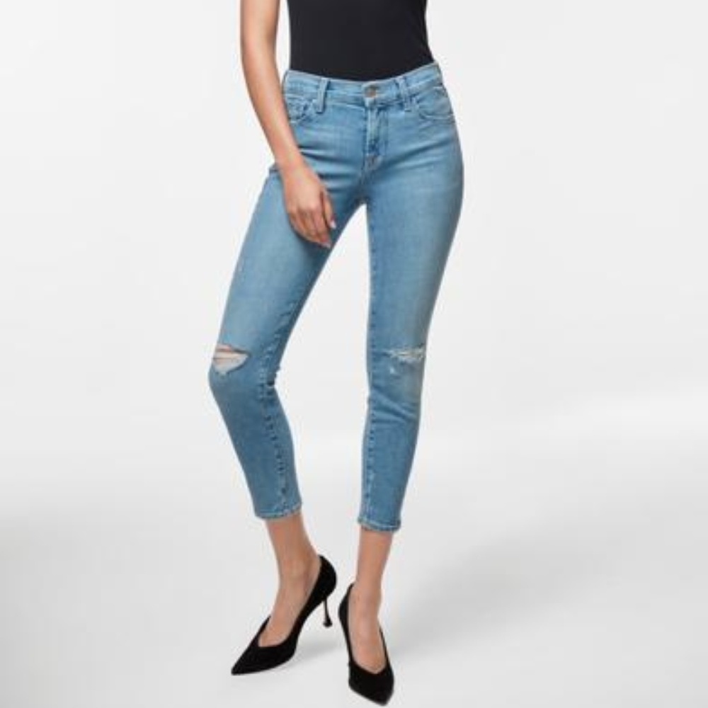BRAND NEW J BRAND SKINNY JEANS-BOUTIQUE OWNED